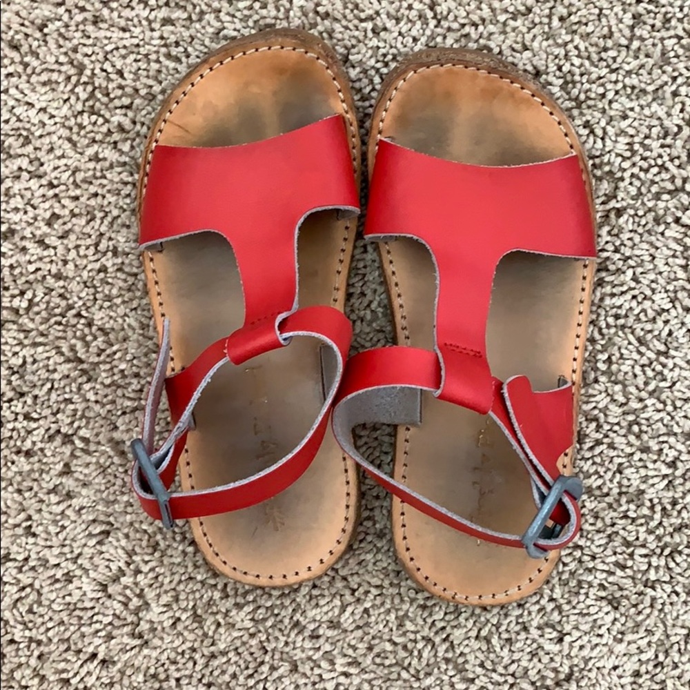 Freshly picked sandals